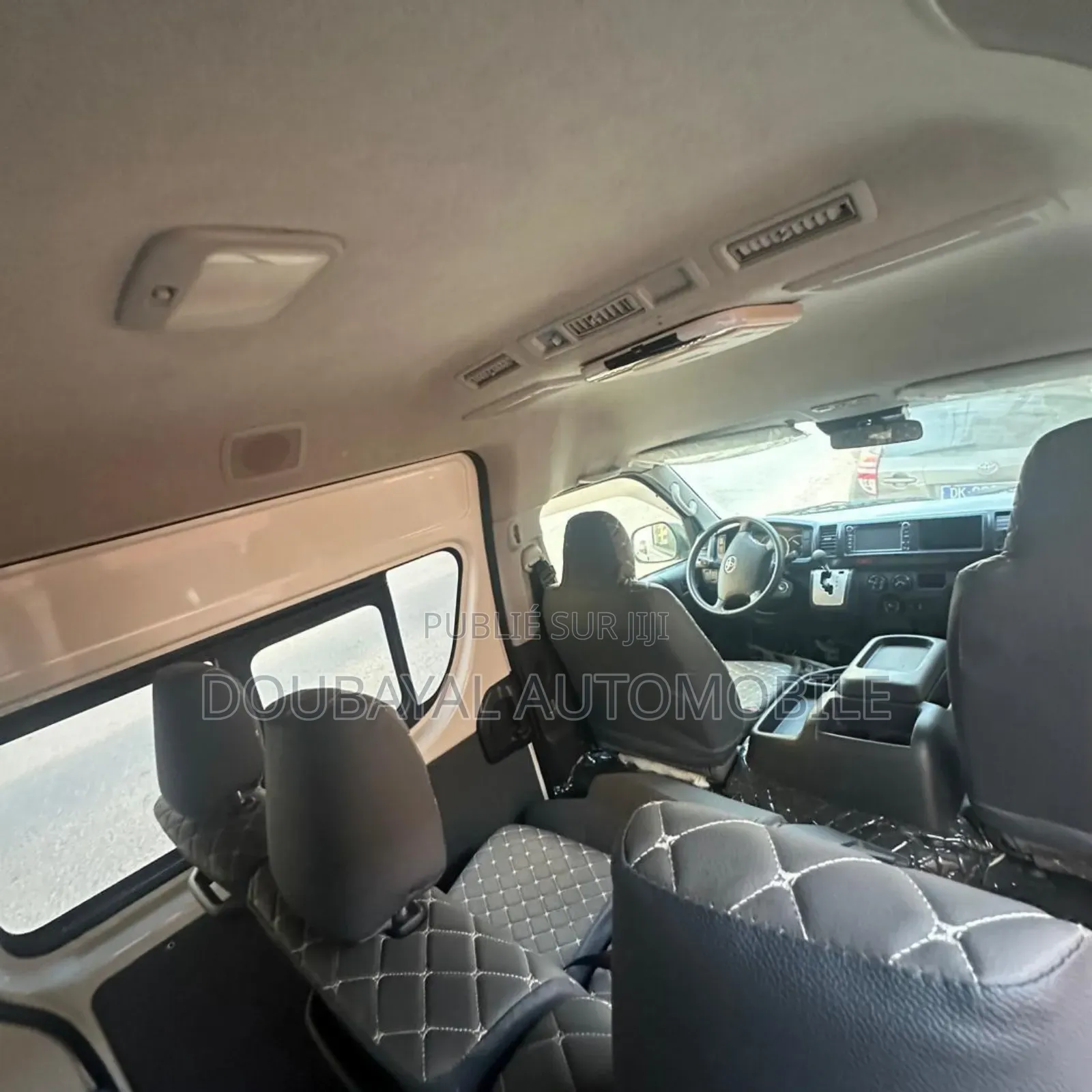 Toyota HiAce 2019 Blanc