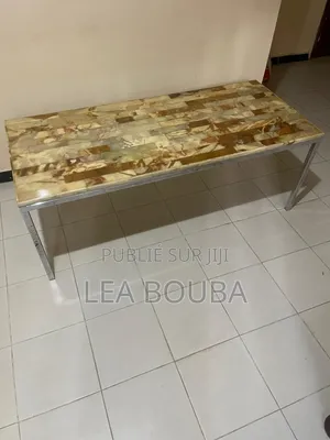 Table en Marbre À Vendre