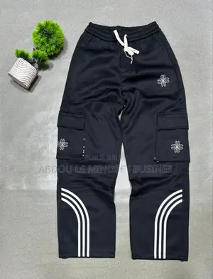 Pantalon Jogging Cargo Disponible