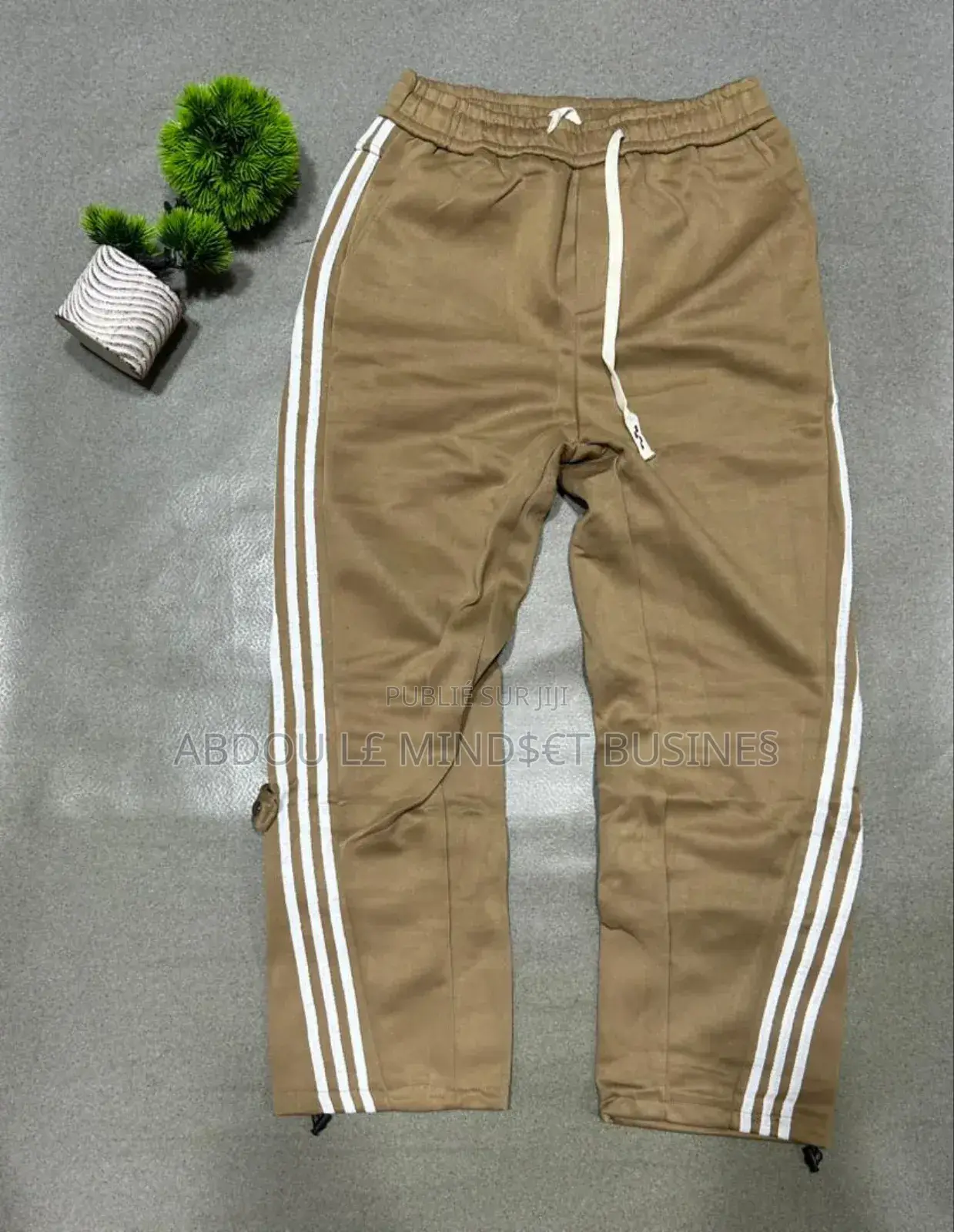 Pantalon Jogging Cargo Disponible
