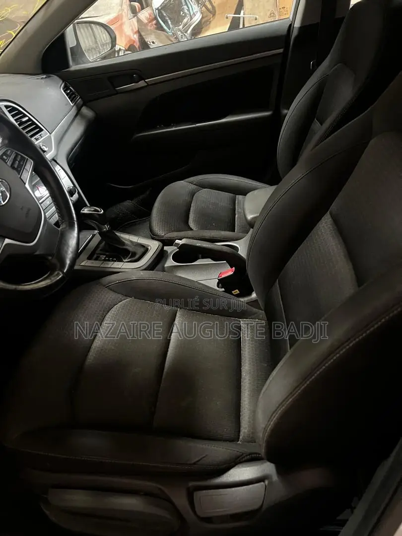 Hyundai Elantra 2017 Blanc