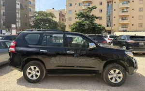 Toyota Land Cruiser Prado 2011 Black