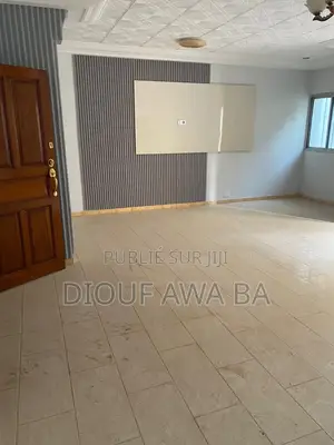 3chbre Appartement dans Appartement F3 À, Patte d'Oie à Louer