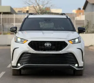 Toyota Highlander Limited 2021 Black