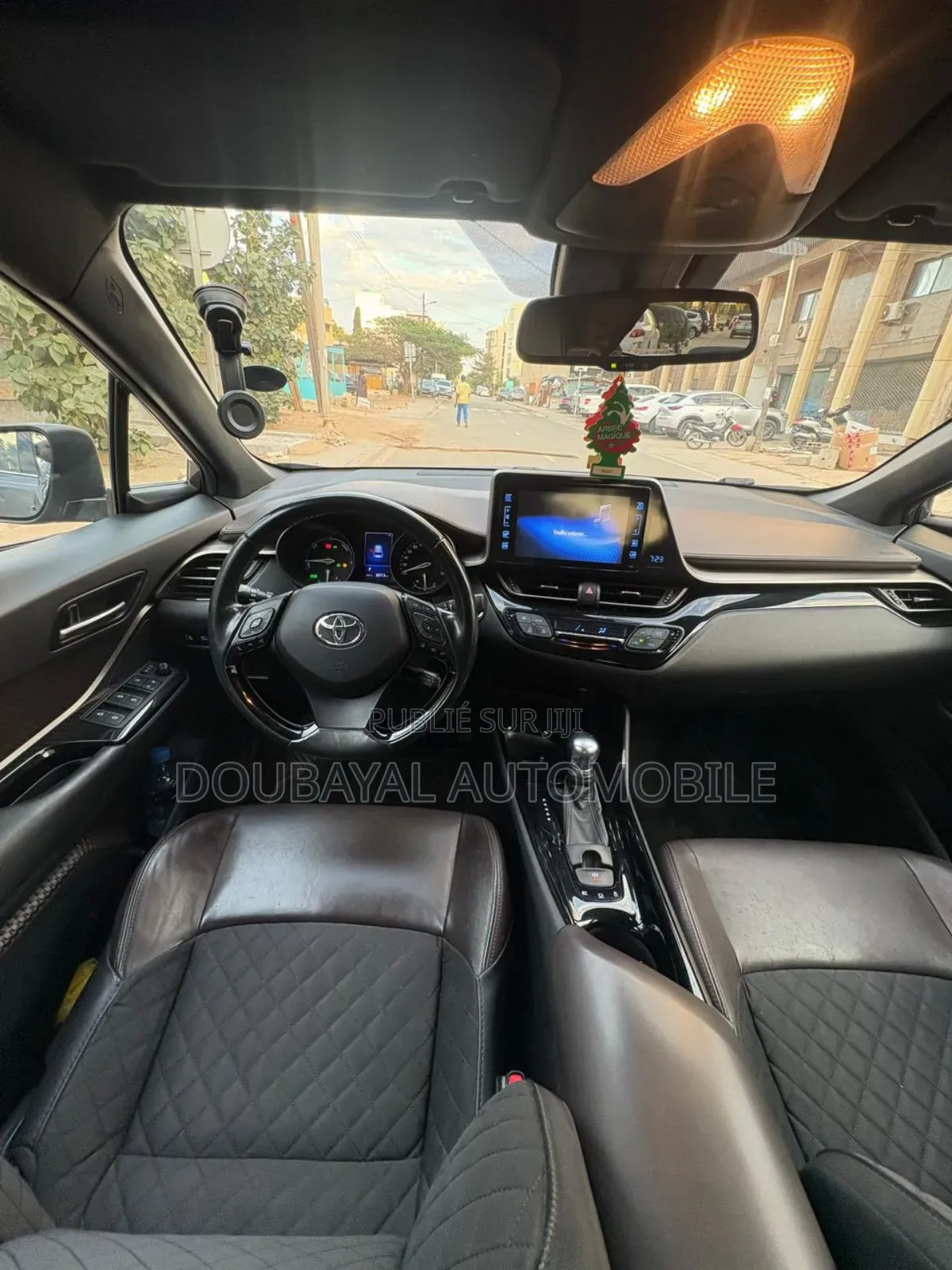 Toyota C-HR 2017 Blanc