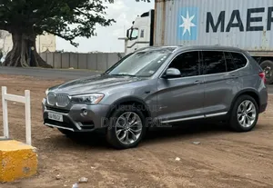 BMW X3 xDrive28i AWD 2017 Gris