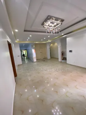 5chbre Duplex dans Yasalam Business, Mermoz Sacré-Cœur à Louer