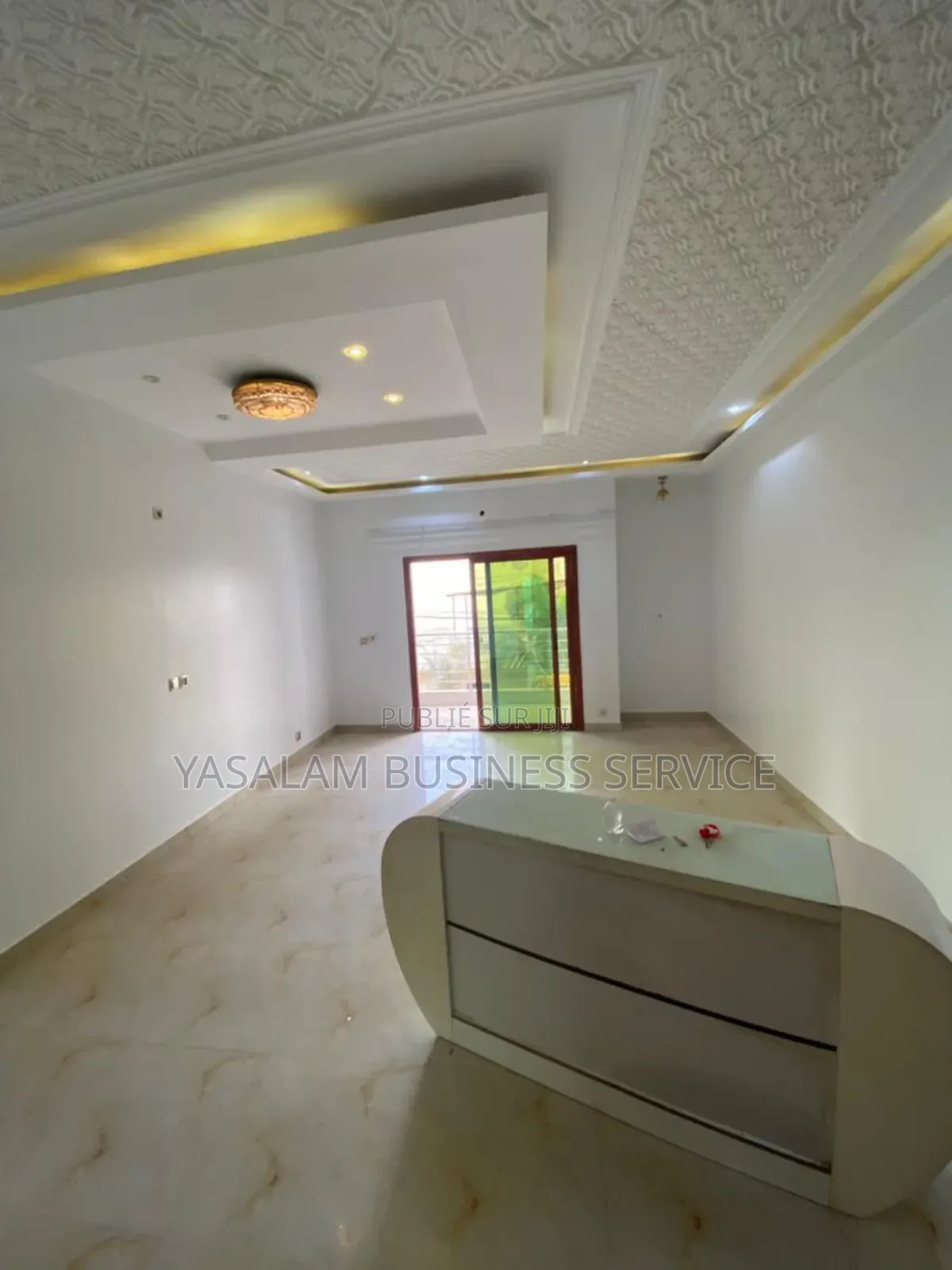 5chbre Duplex dans Yasalam Business, Mermoz Sacré-Cœur à Louer