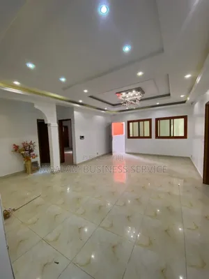 5chbre Duplex dans Yasalam Business, Mermoz Sacré-Cœur à Louer
