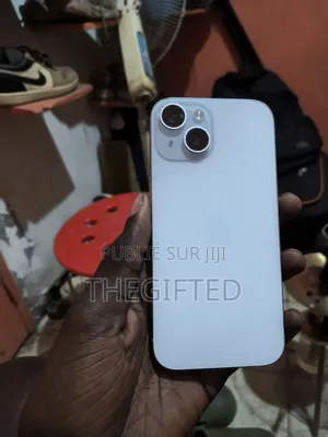 New Apple iPhone 15 128 GB Blanc