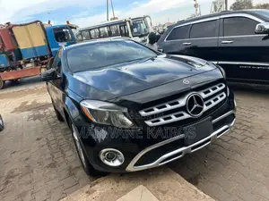 Mercedes-Benz GLA 250 2018 Black