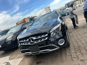 Mercedes-Benz GLA 250 2018 Black