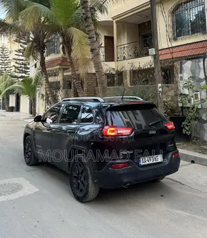 Jeep Cherokee Latitude 4x4 2016 Black