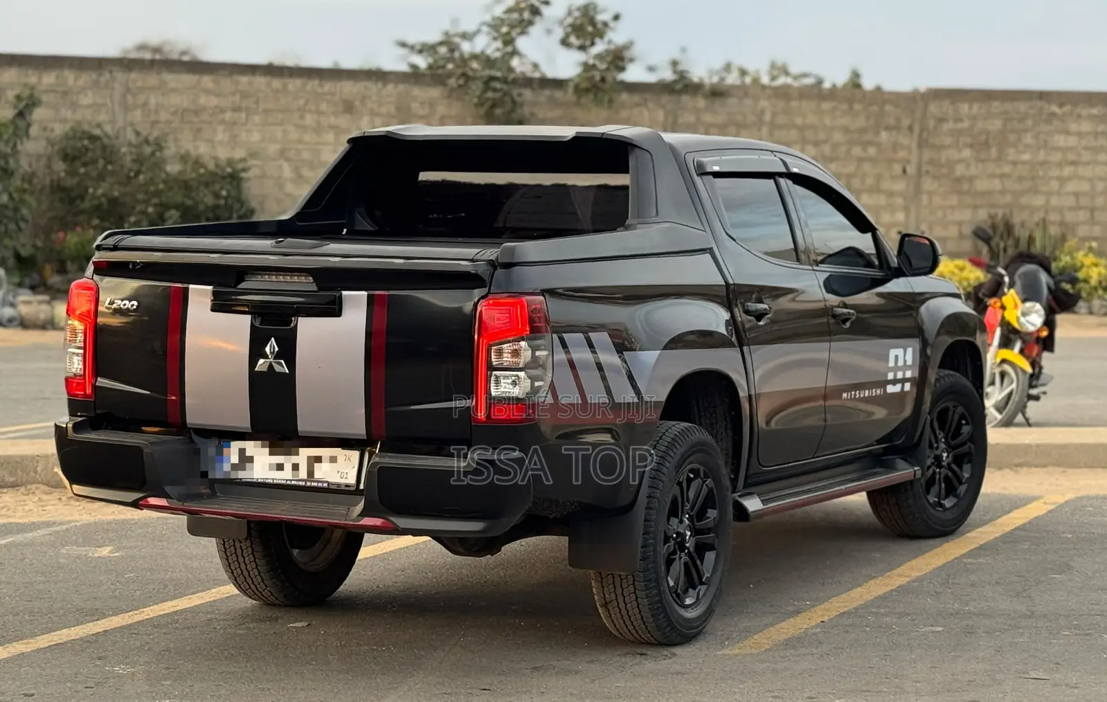 Mitsubishi L200 2024 Black