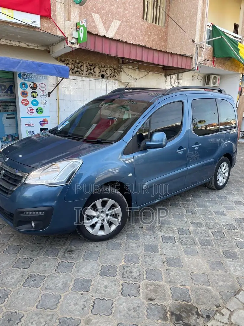 Peugeot Partenaire 2016 Blue