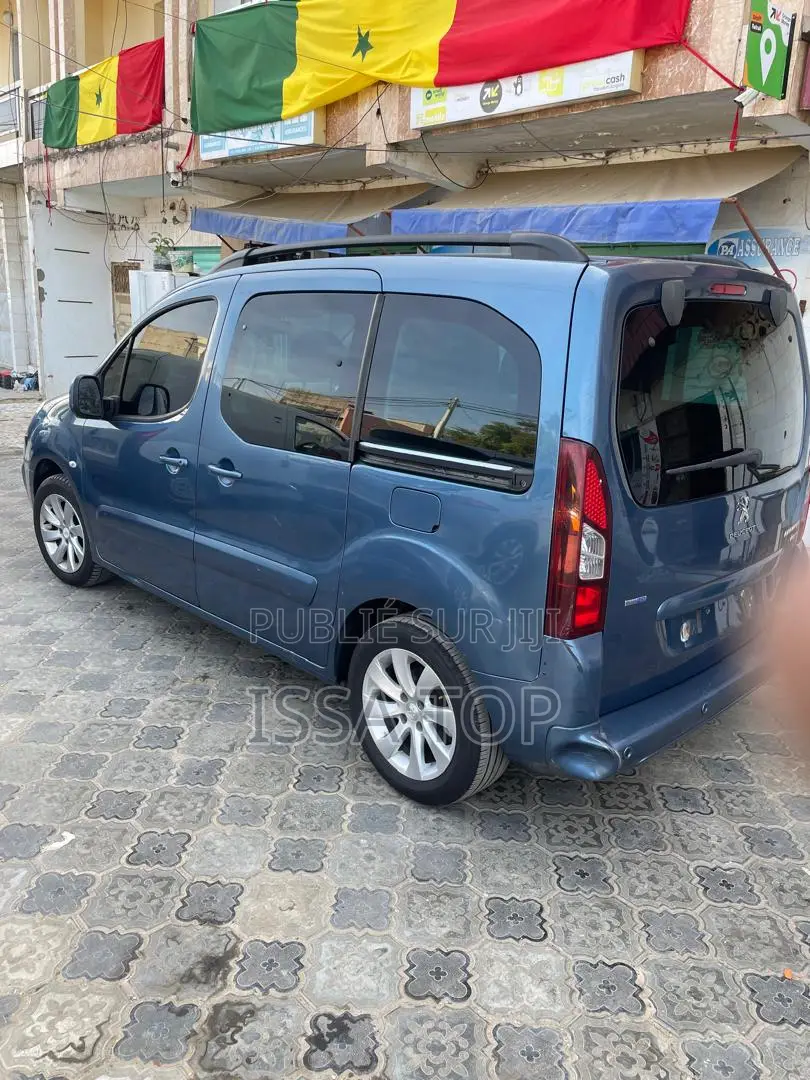 Peugeot Partenaire 2016 Blue