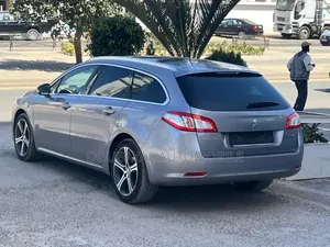 Peugeot 308 2018 Gris