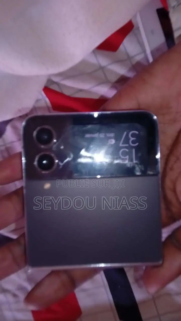 Samsung Z 16 GB Black