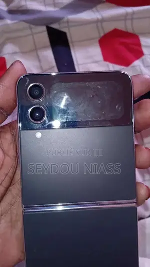 Samsung Z 16 GB Black