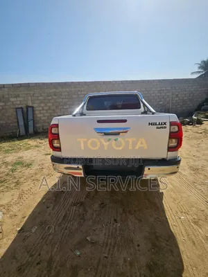 Toyota Hilux 2021 Blanc