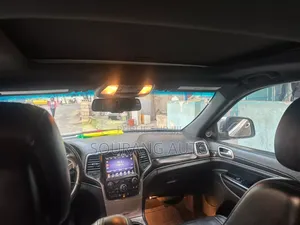 Jeep Grand Cherokee Limited 4dr SUV 4WD (3.6L 6cyl 8A) 2015 Gris