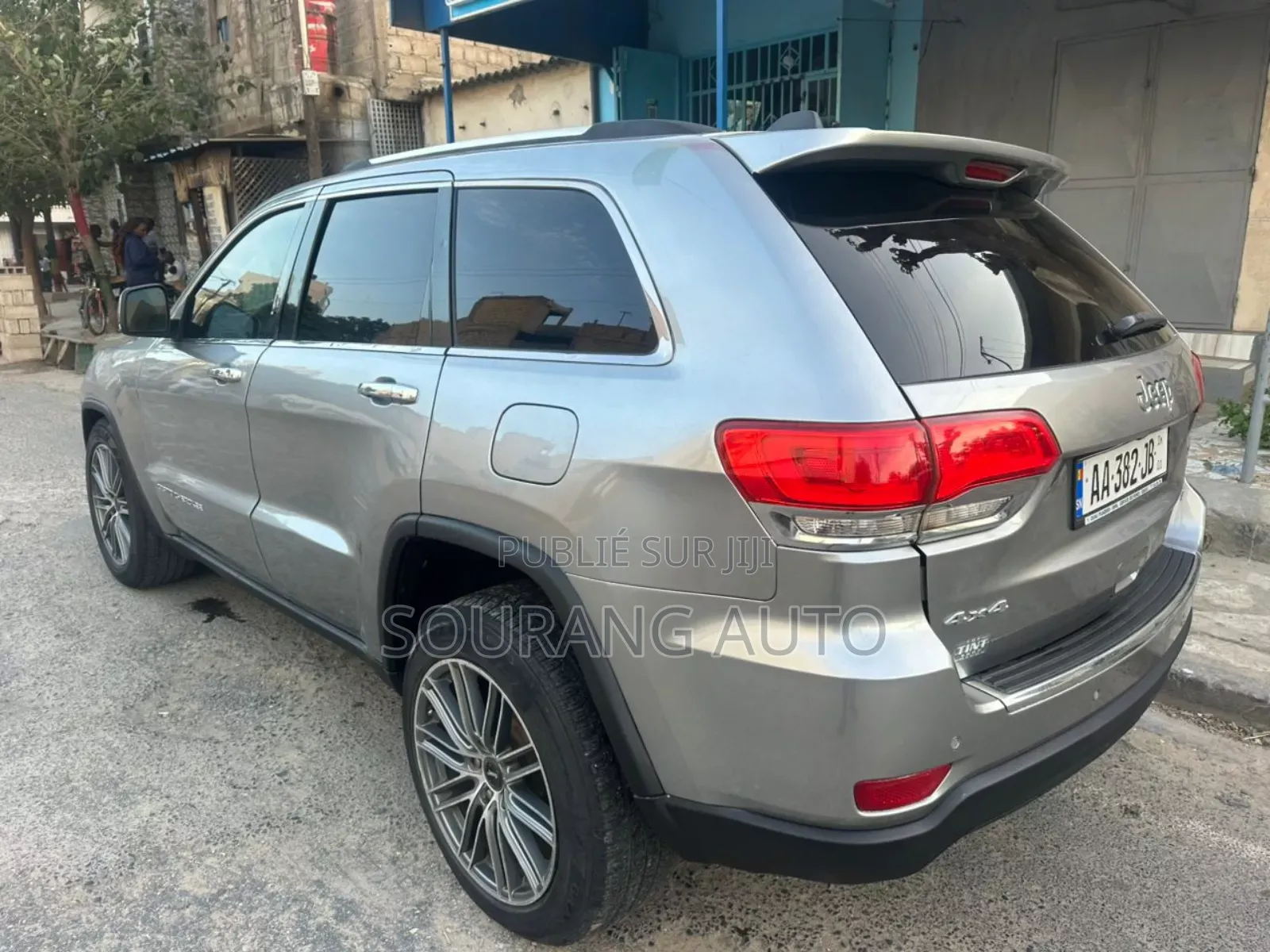 Jeep Grand Cherokee Limited 4dr SUV 4WD (3.6L 6cyl 8A) 2015 Gris