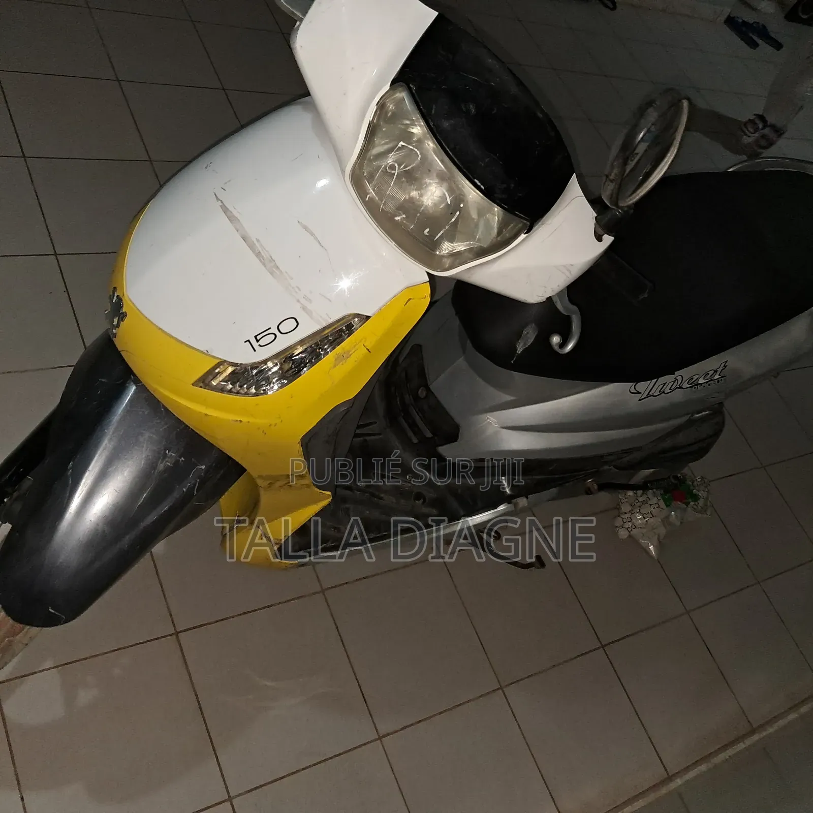 Peugeot Tweet 2010 Jaune