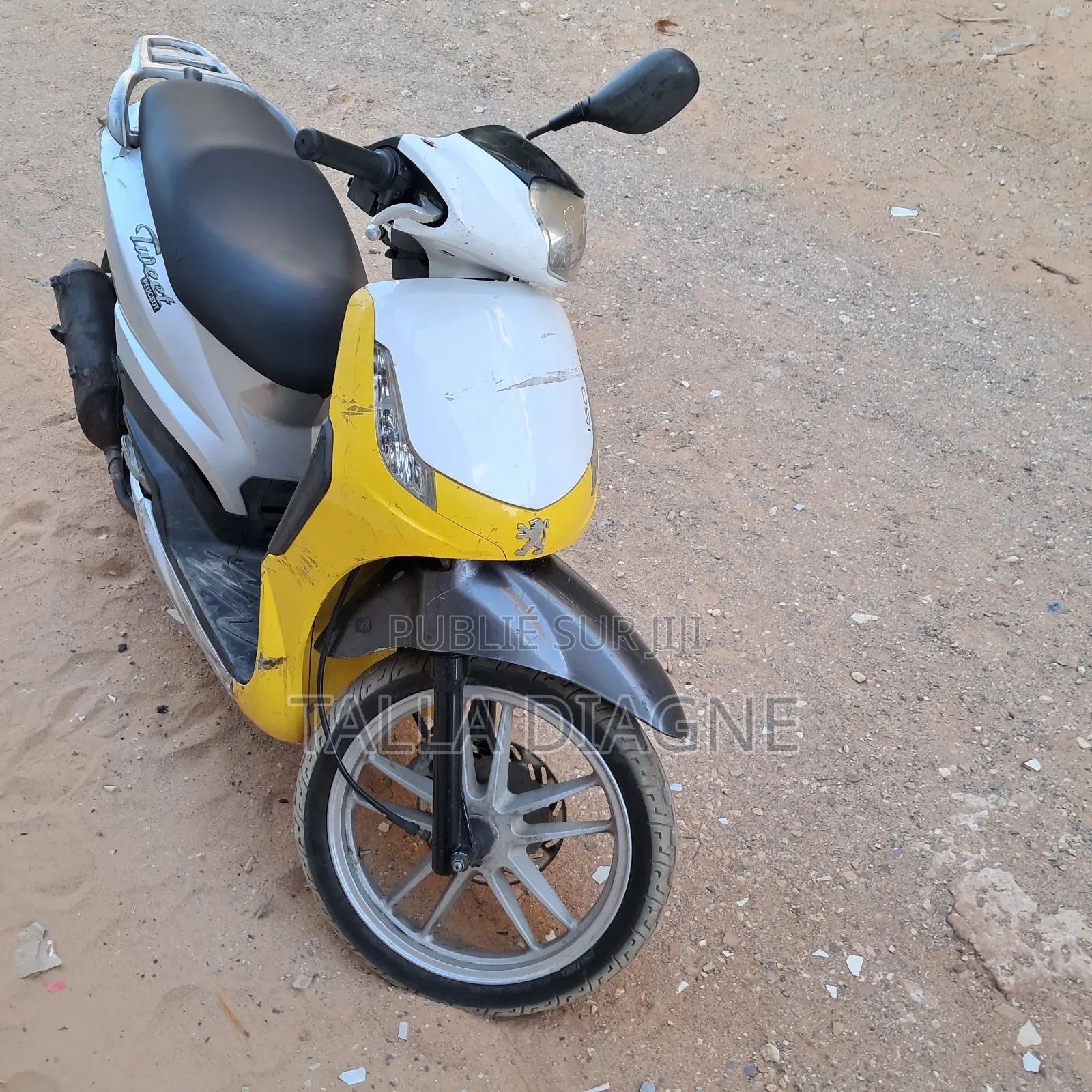 Peugeot Tweet 2010 Jaune