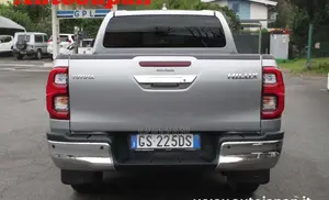 Toyota Hilux 2023 Gris