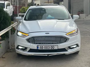 Ford Fusion 2018 Blanc