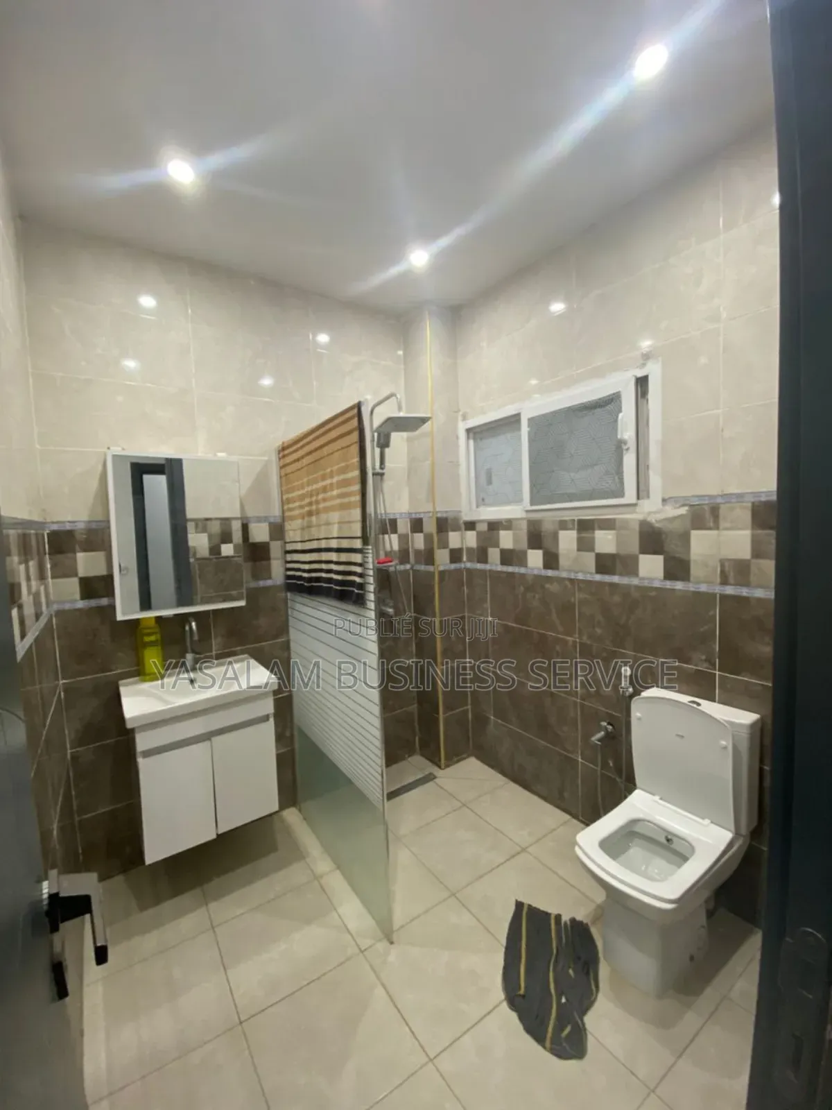 Furnished 1chbre Mini-plat dans Yasalam Business, Mermoz Sacré-Cœur