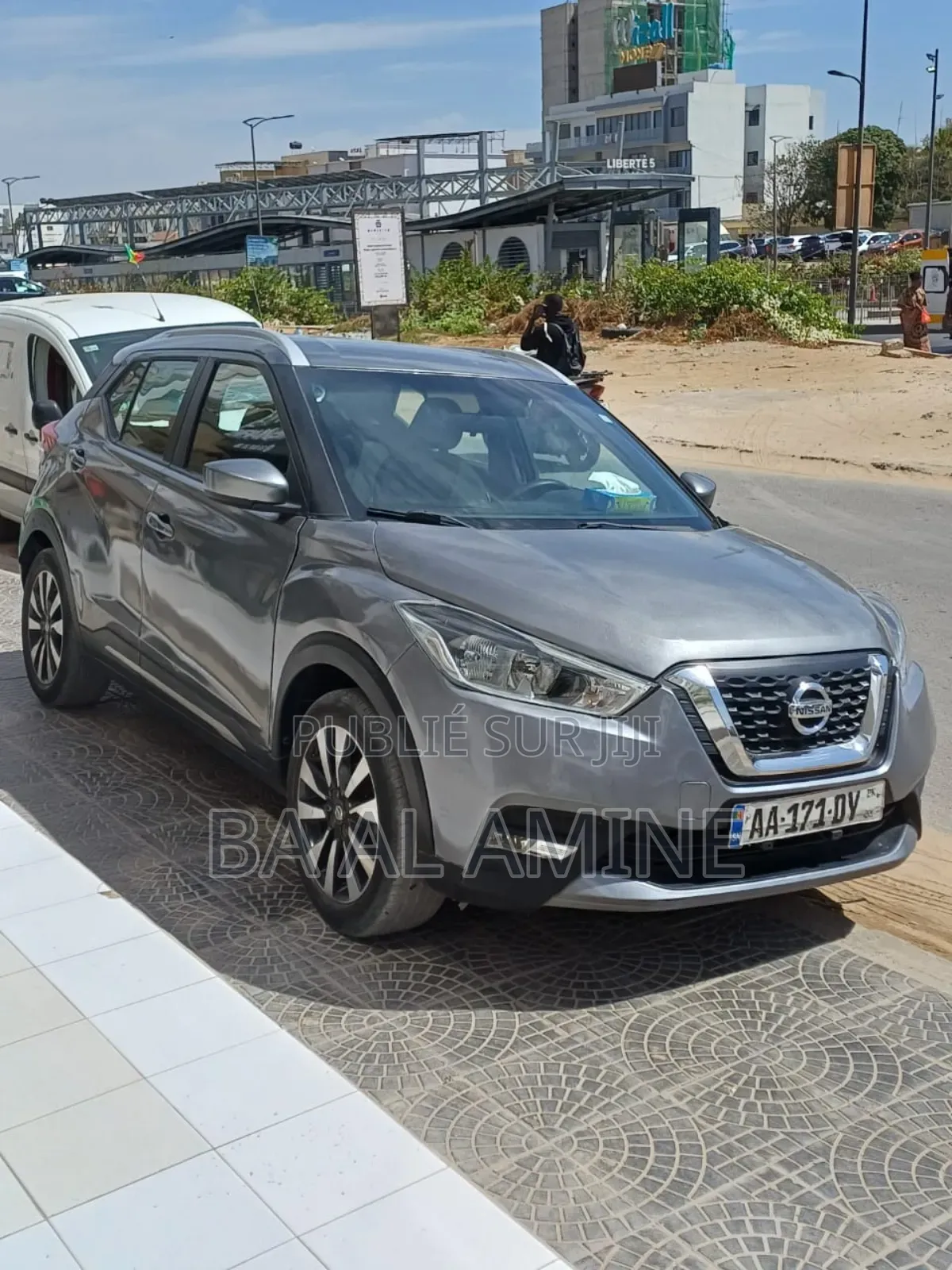 Nissan Kicks 2021 Gris