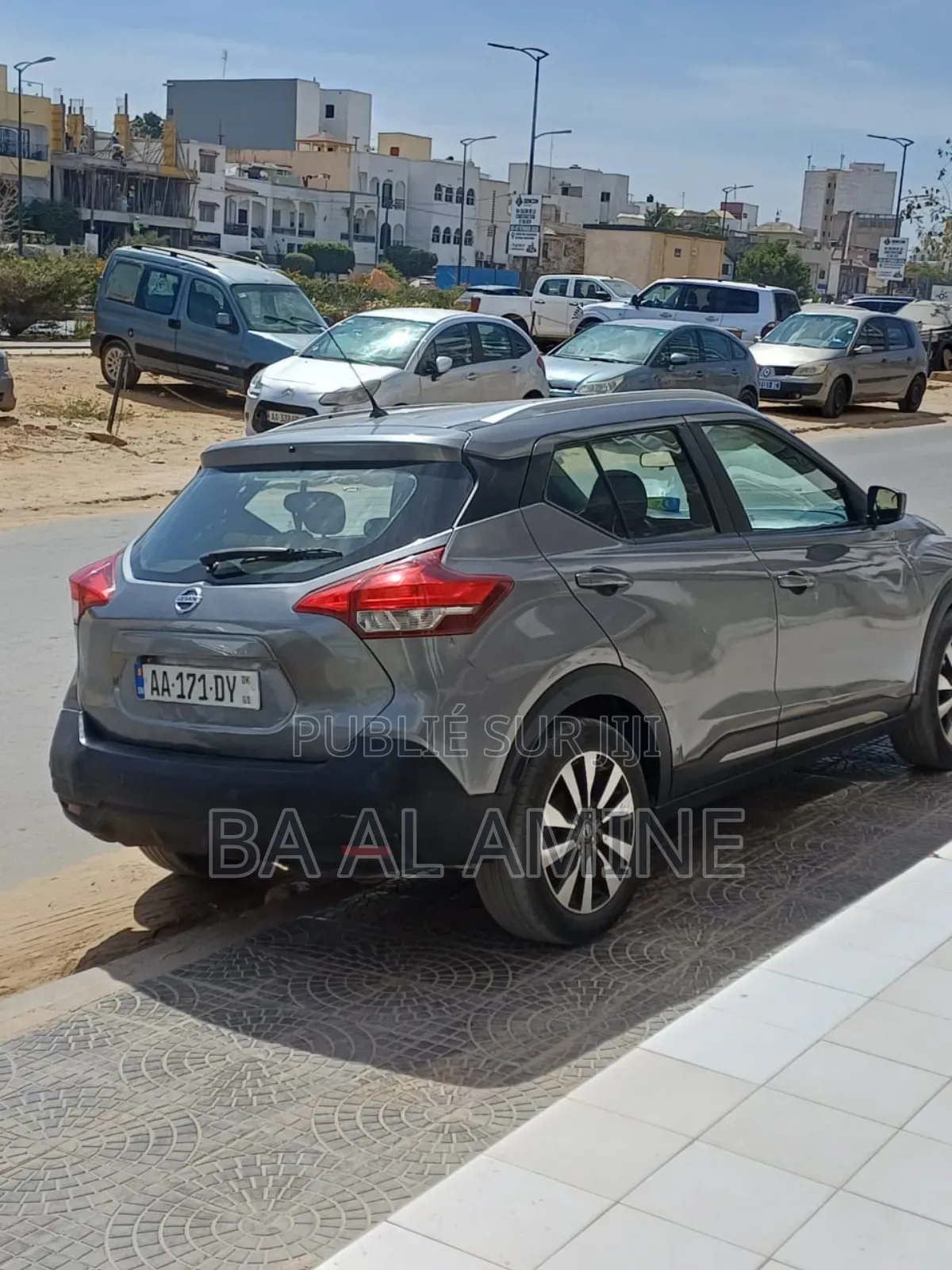 Nissan Kicks 2021 Gris