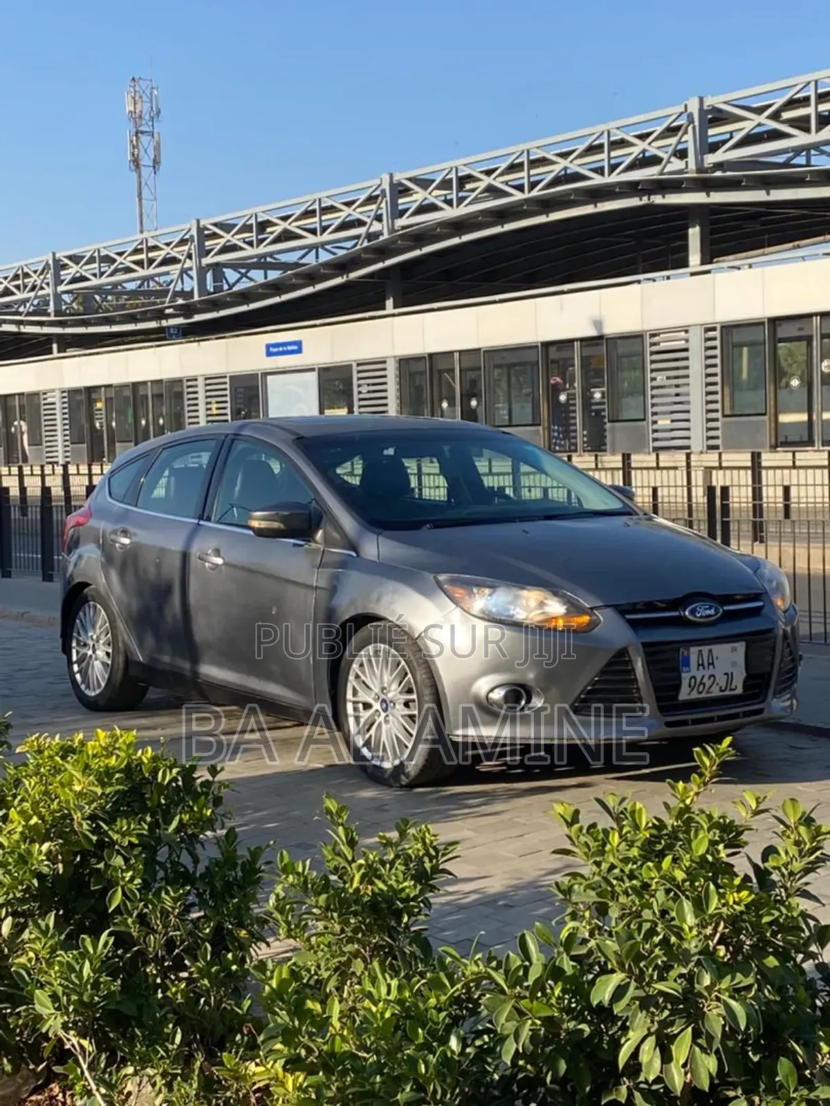 Ford Focus S 4dr Sedan (2.0L 4cyl 5M) 2014 Gris
