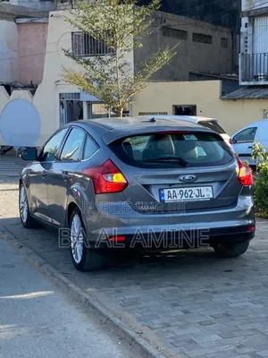 Ford Focus S 4dr Sedan (2.0L 4cyl 5M) 2014 Gris