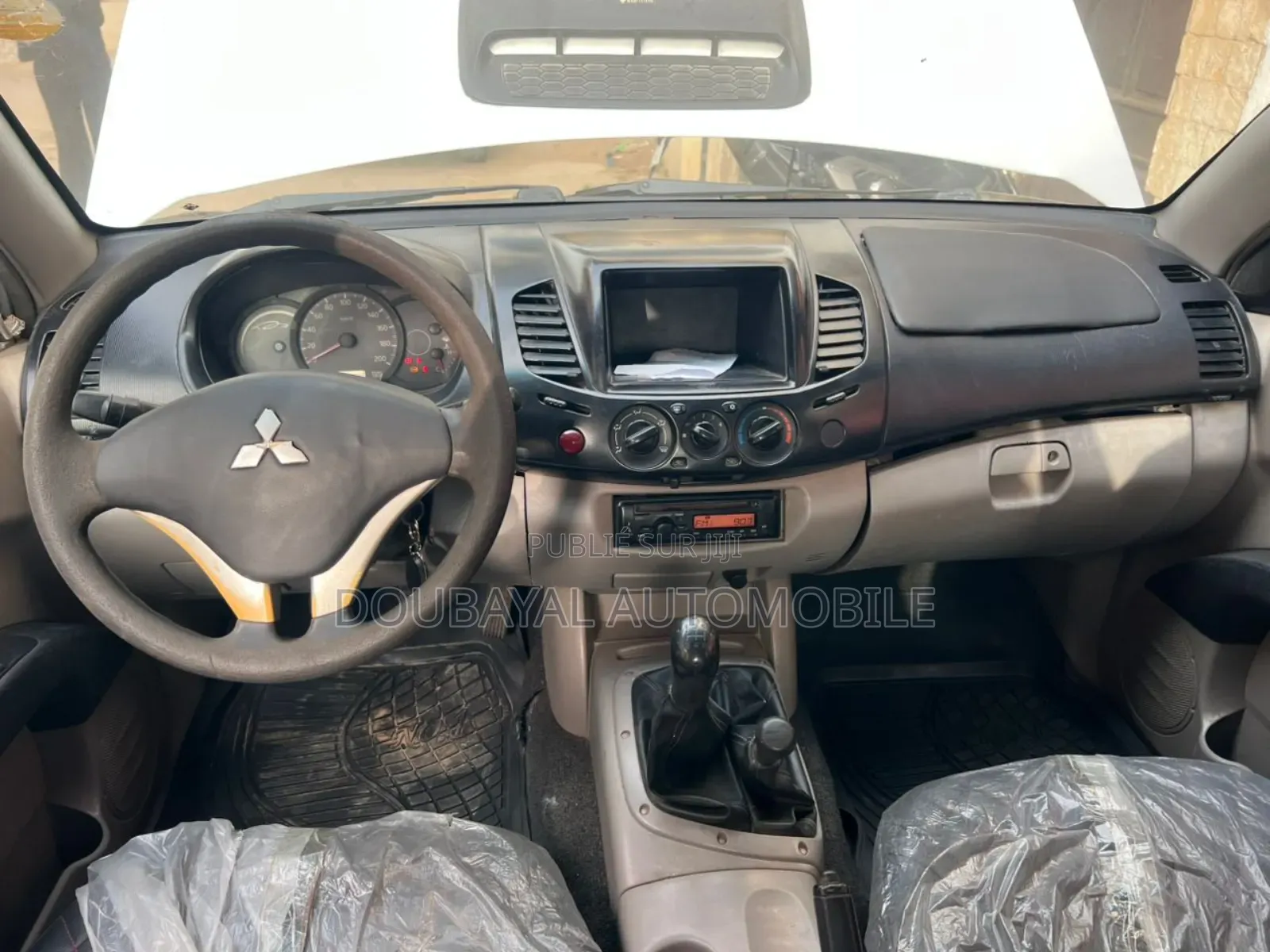 Mitsubishi L200 2014 Black