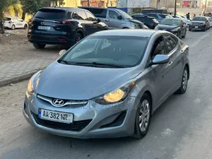 Hyundai Elantra 2015 Gris