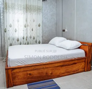 Furnished 1chbre Chambre et salon dans Fann-Point E-Amitié à Louer