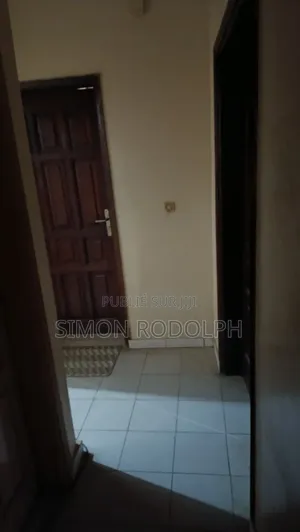 Furnished 1chbre Chambre et salon dans Fann-Point E-Amitié à Louer