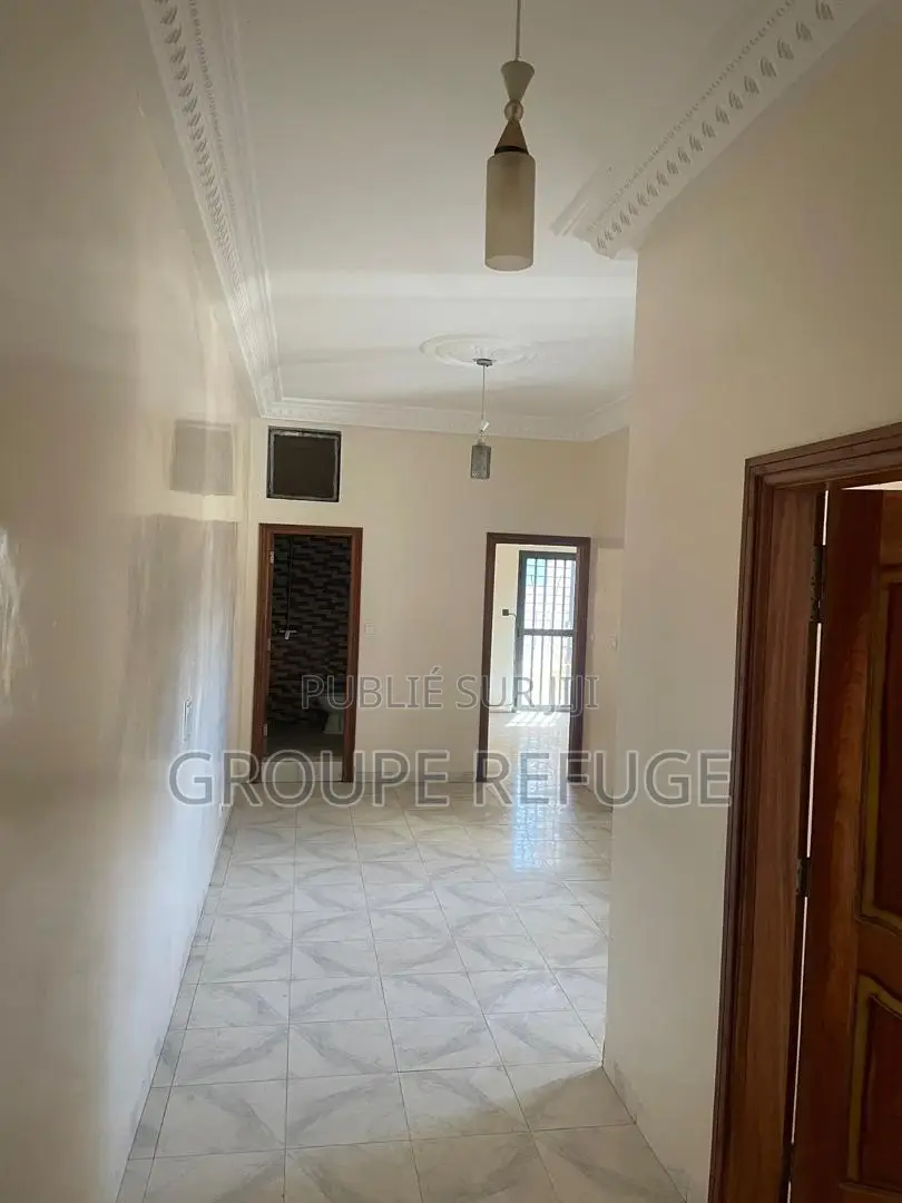 2chbre Appartement dans Groupe Refuge, Ngor à Louer