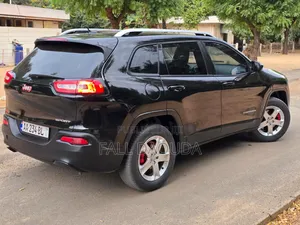Jeep Cherokee 2015 Noir