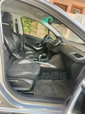 Peugeot 2008 2015 Gris