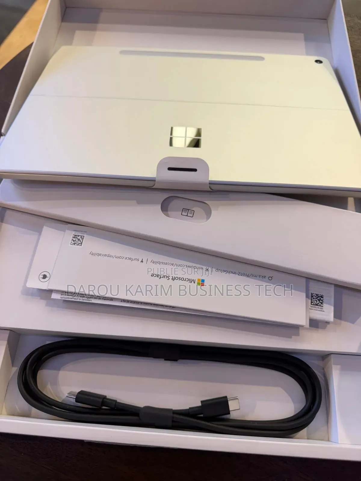 New Ordinateur Portable Microsoft Autre 16GB Intel Core I7 SSD 256GB