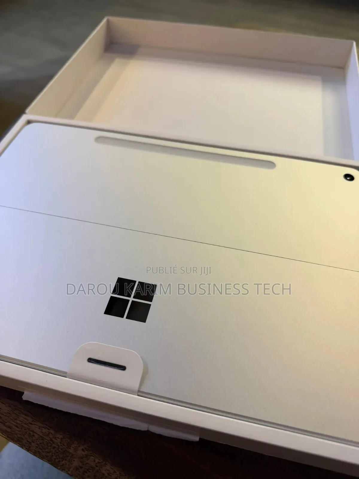 New Ordinateur Portable Microsoft Autre 16GB Intel Core I7 SSD 256GB