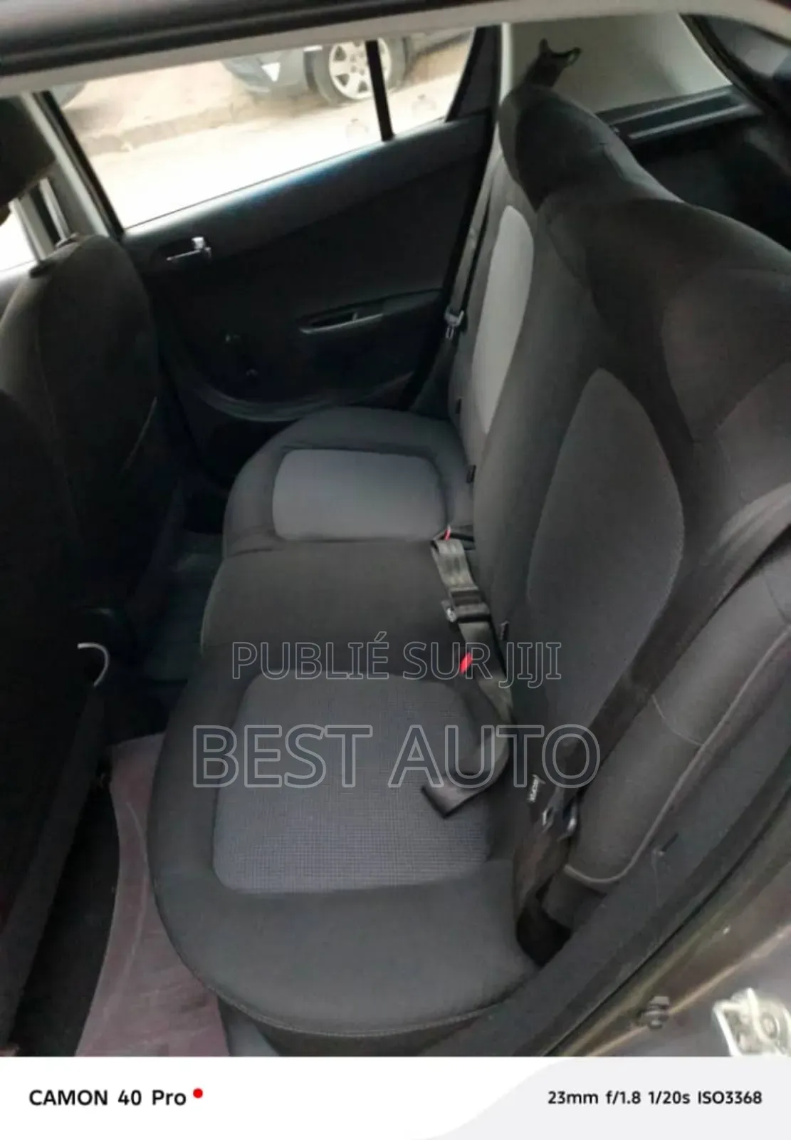 Hyundai i20 2023 Gris