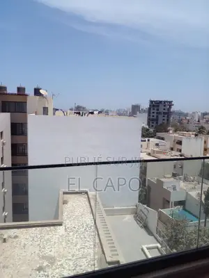 3chbre Appartement dans Appartement Haut, Mermoz Sacré-Cœur à Louer