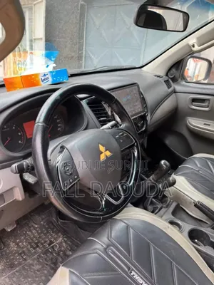 Mitsubishi L200 2016 Black