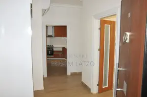 1chbre Appartement dans Fann-Point E-Amitié à Louer