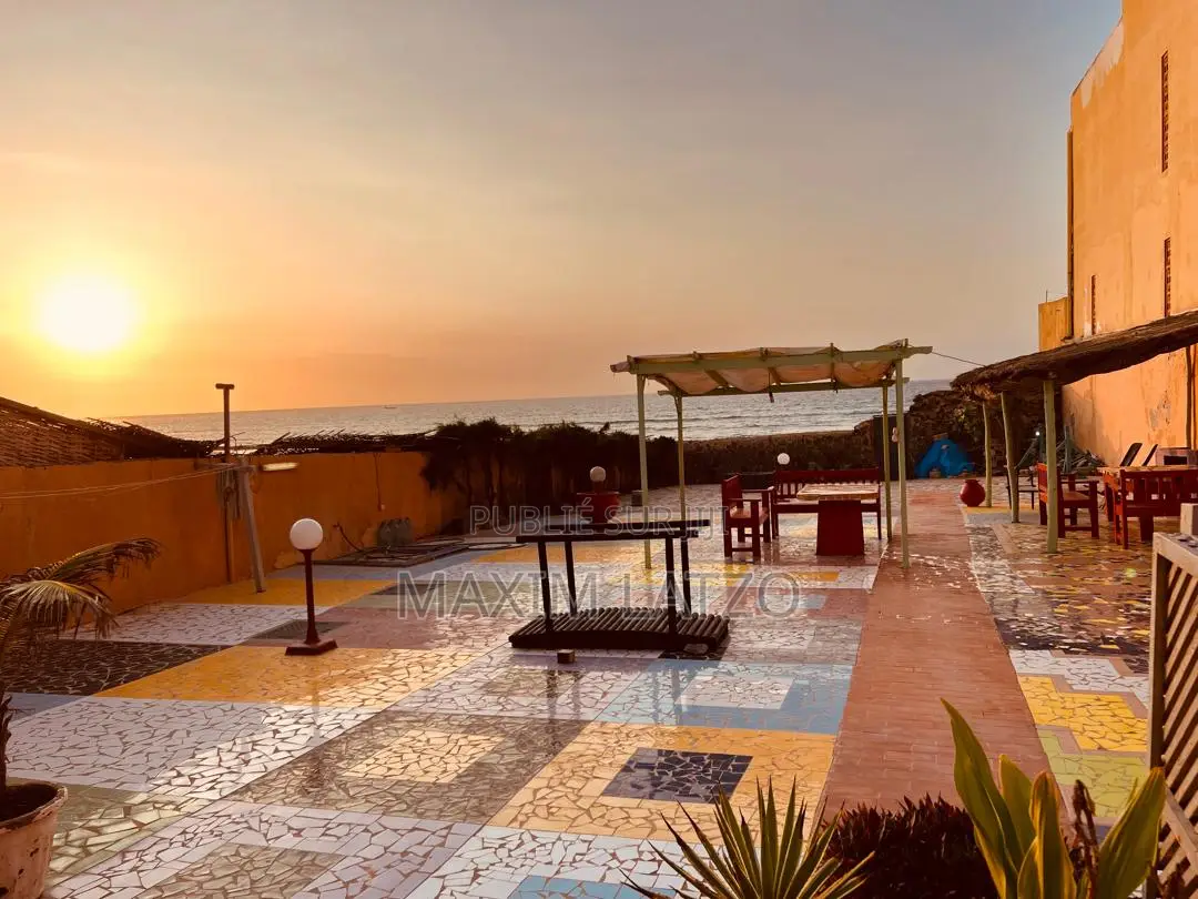 Furnished 1chbre Appartement dans Yoff à Louer