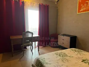 Furnished 1chbre Appartement dans Yoff à Louer